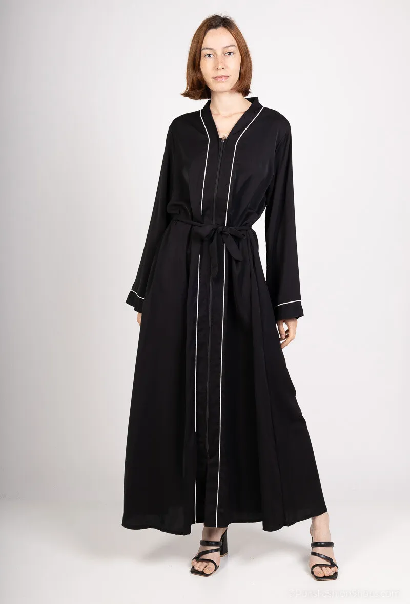 Schlichtes und elegantes Abaya-Kleid mit Reißverschluss